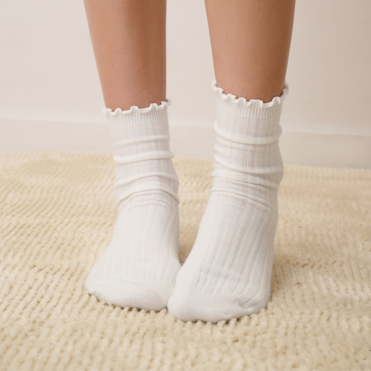 Lunya Sock - ORGANIC COTTON RUFFLE SOCK #sincere white