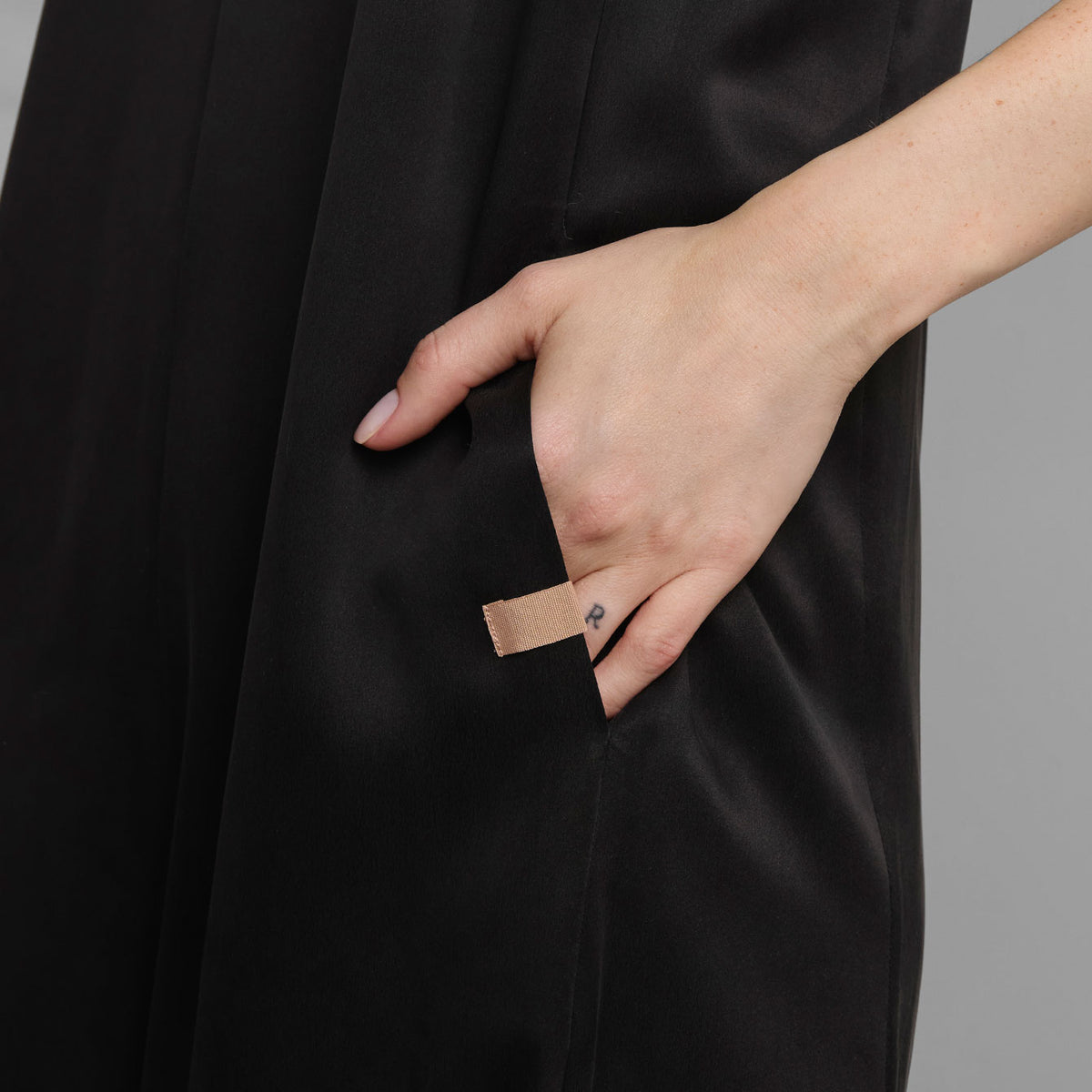 Lunya Sleepwear Washable Silk Elastic Strap Jumpsuit - #Immersed Black