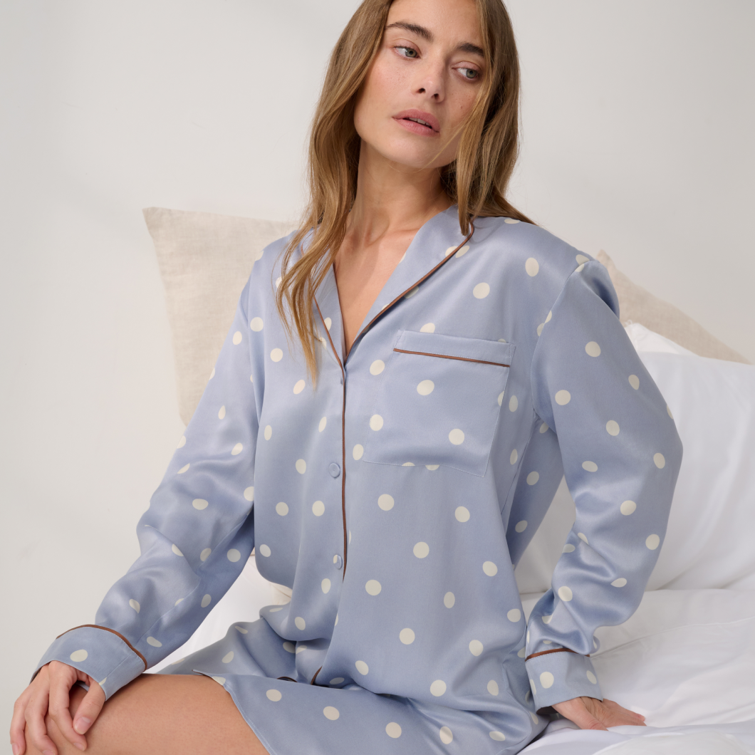 Lunya Pajamas - Washable Silk Sleep Shirt Dress #Riviera Dot/Iced Coffee