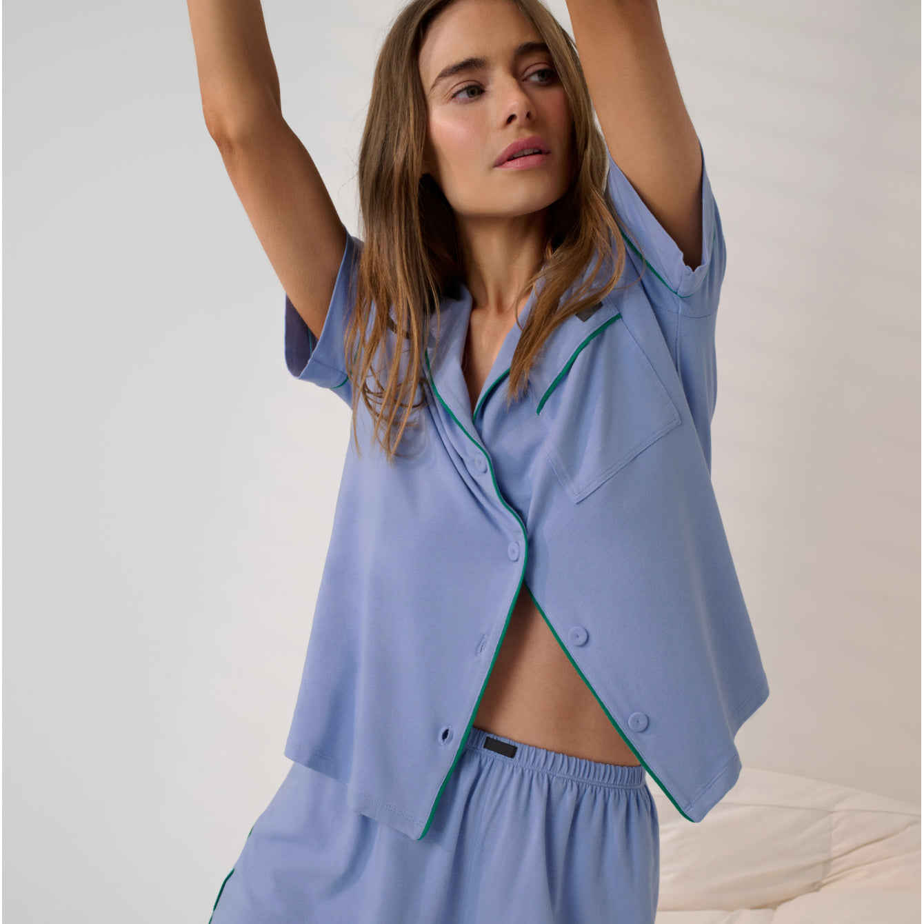Lunya Pajamas - SLUMBERKNIT™ SHAWL COLLAR SHORT SLEEVE SHORT SET- #Bluebell Bloom/Spring Clover