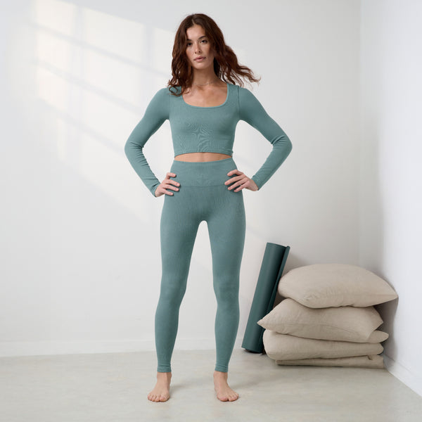 Seamless Modal Flow Long Sleeve