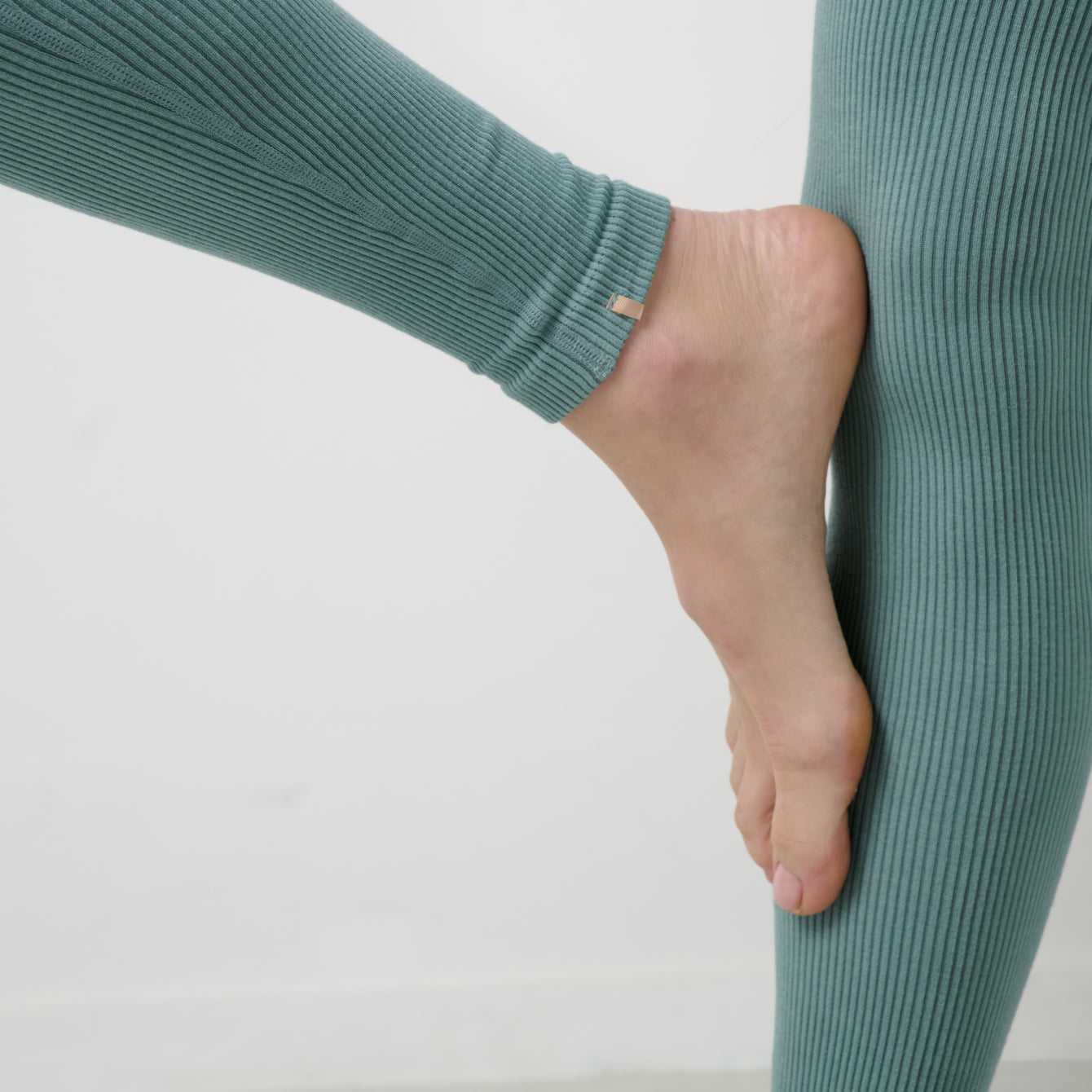 Lunya Activewear Seamless Modal Flow Legging - #Musing Moss