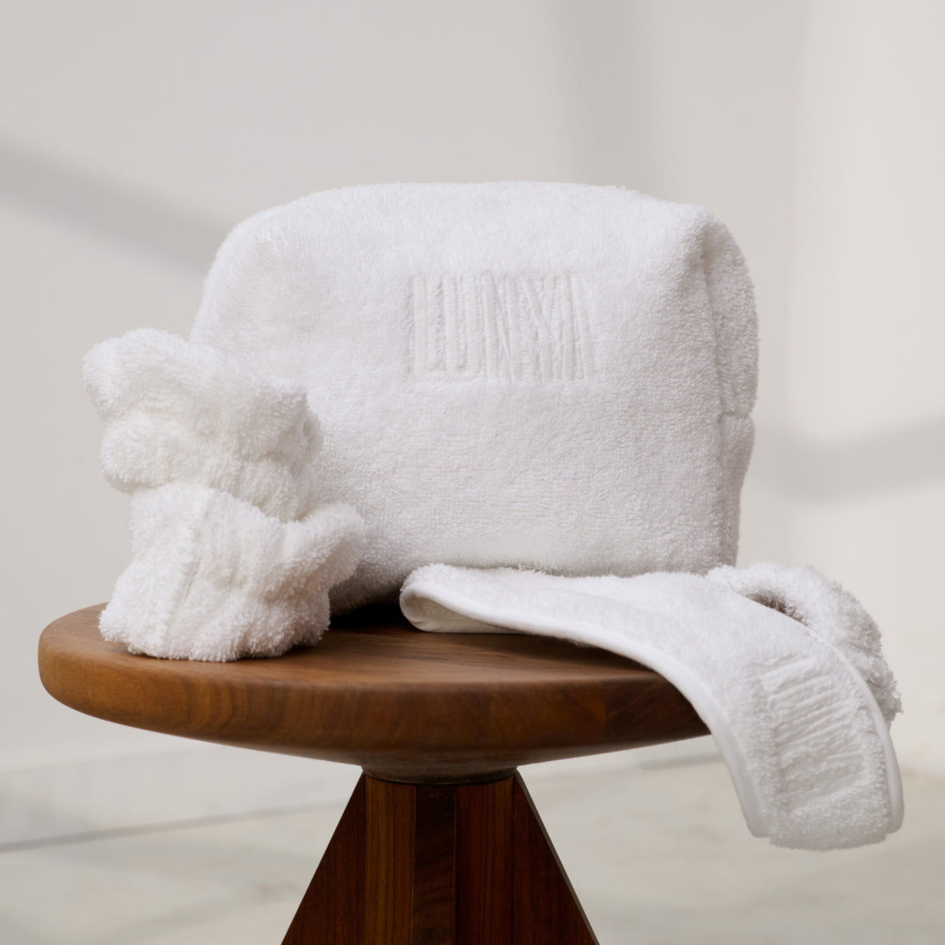 Lunya Accessories Spa Terry Pouch - #Sincere White