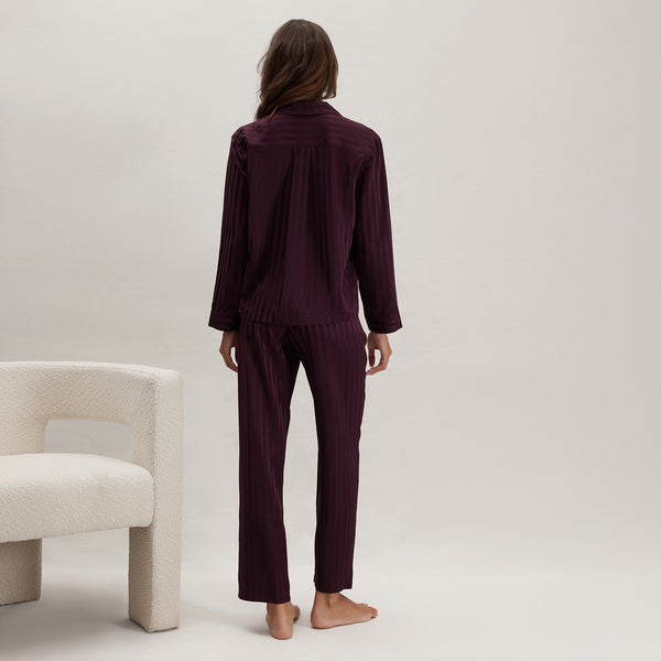 Waschbares, langärmliges Hosenset aus gestreiftem Seidenjacquard
