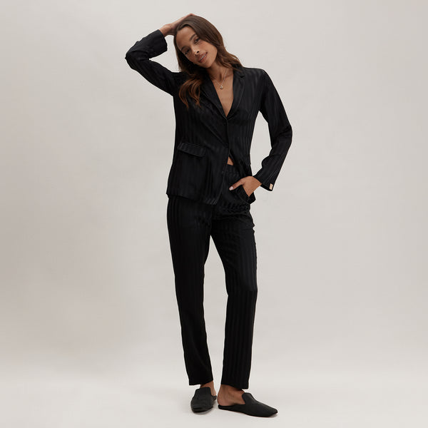 Smoking-Pyjama-Set aus gestreiftem Seidenjacquard