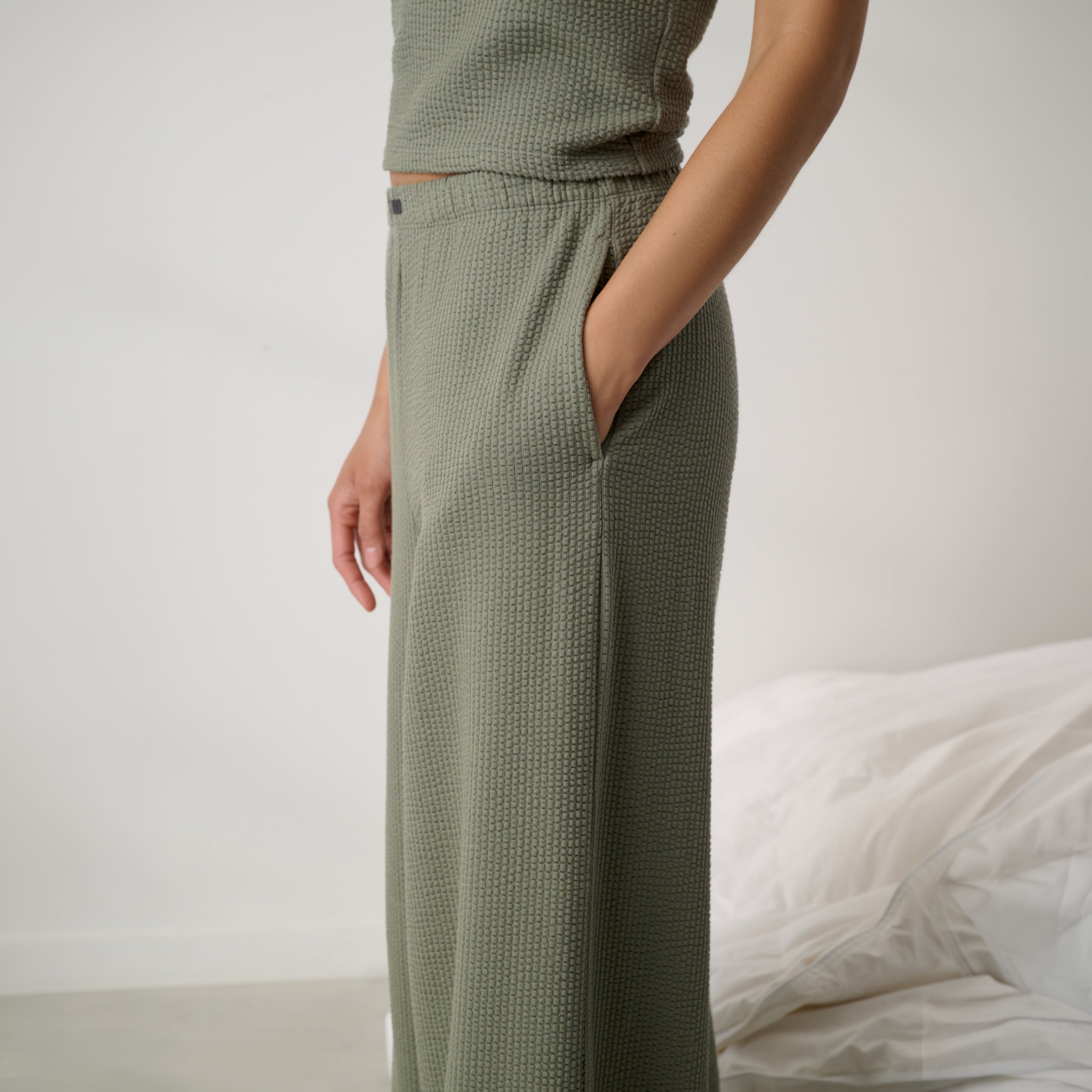 Lunya Organic Cotton Seersucker Pant for Women, Fresh Herb, Size S