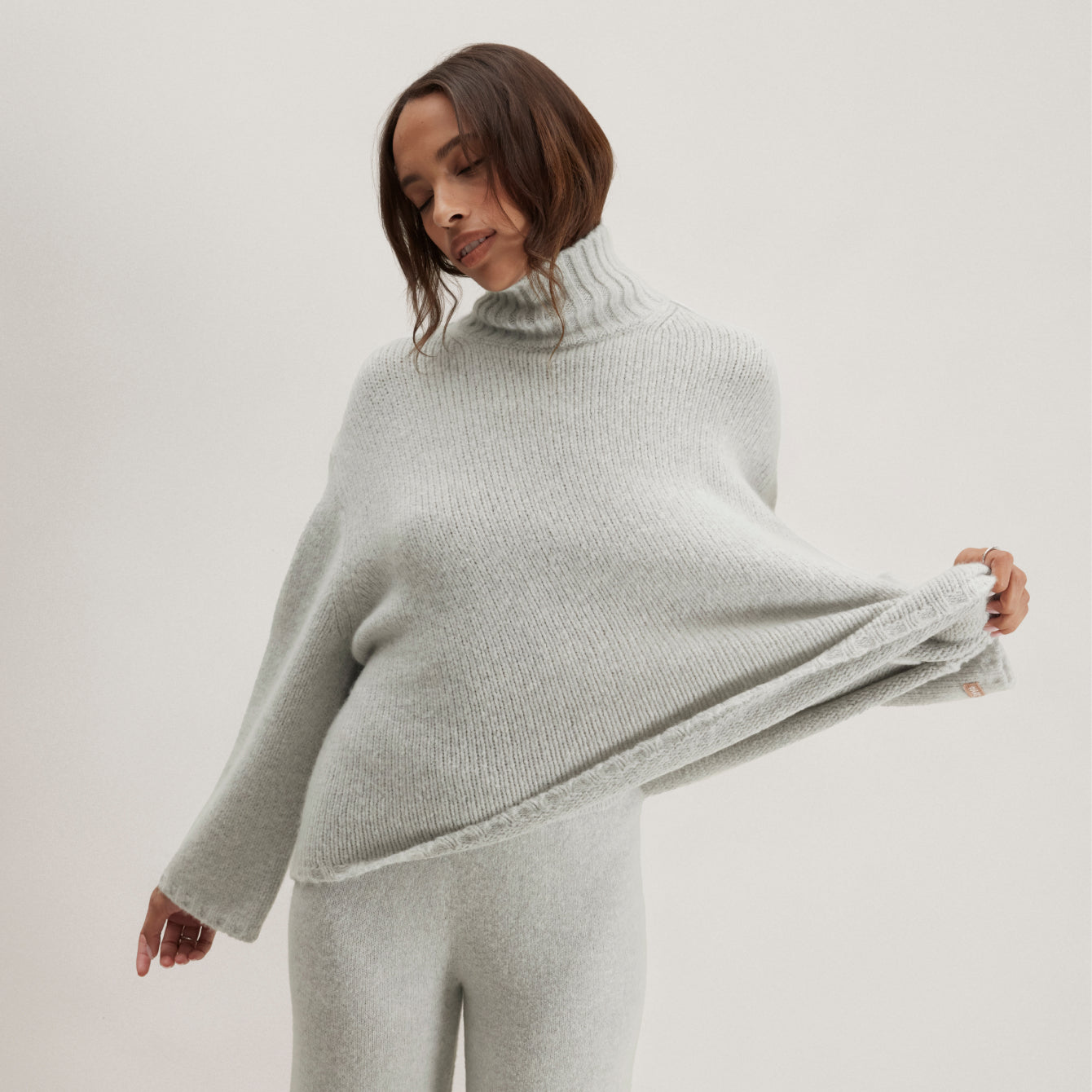 Lunya Loungewear Cashmere Wool Turtleneck - #Misty Stone