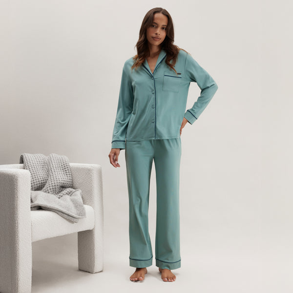 Slumberknit™ Hosenset mit Schalkragen und Button-Down-Kragen