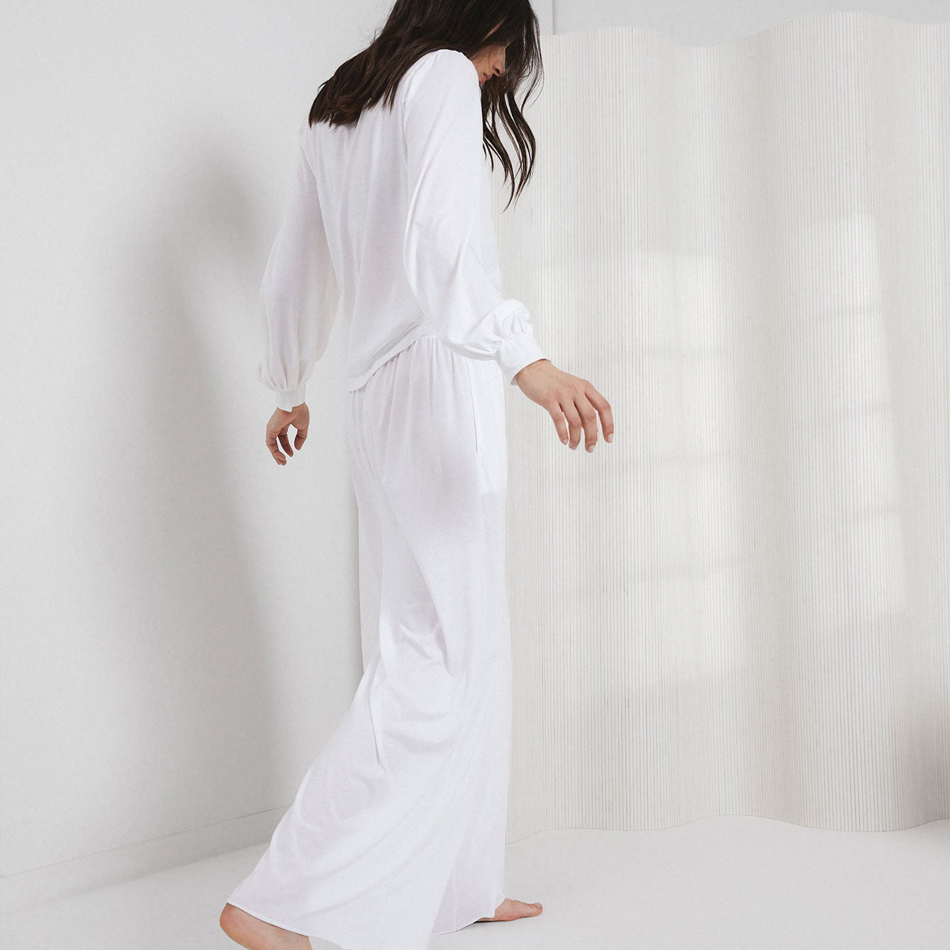 Lunya Sleepwear Organic Pima Long Sleeve Tee - #Sincere White