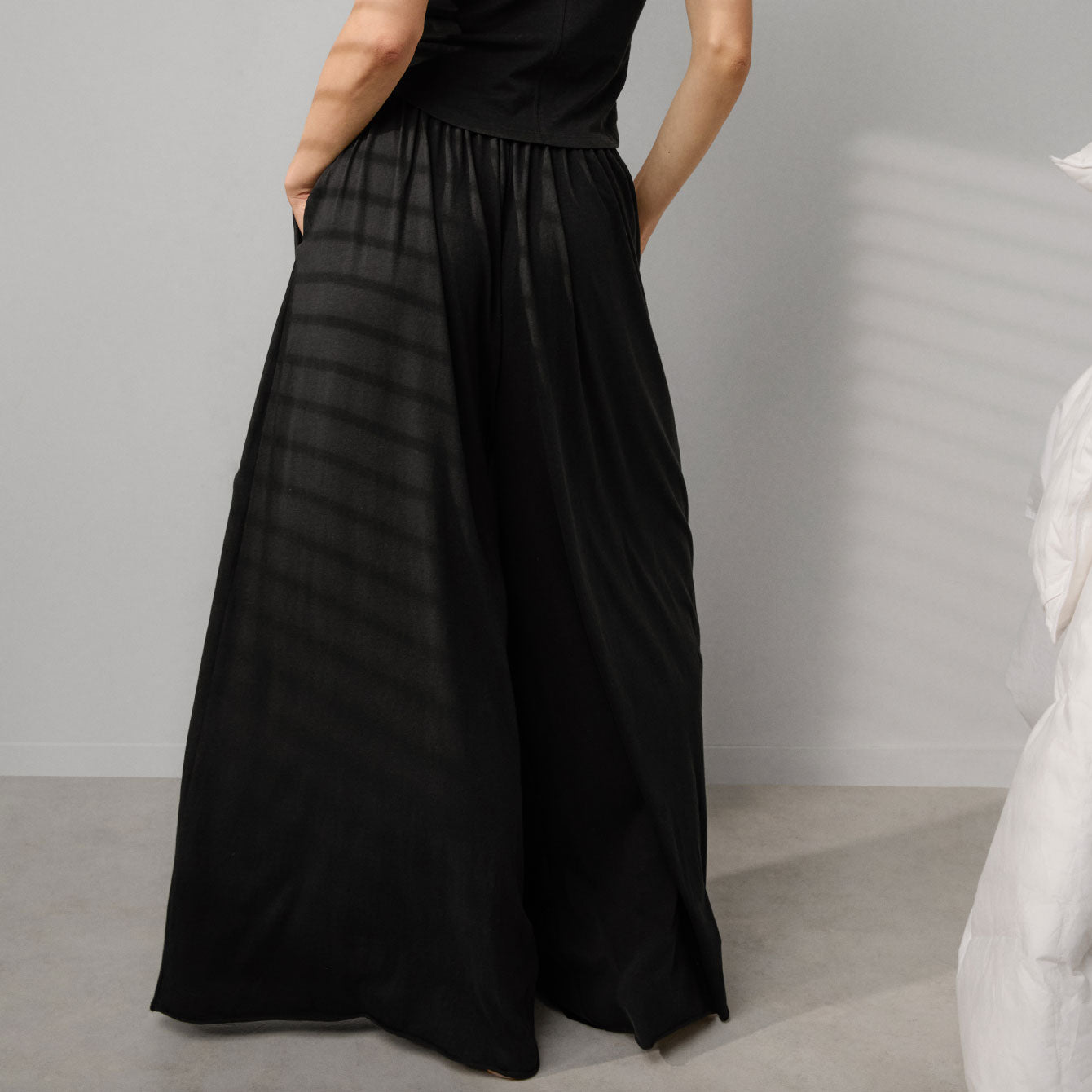 Lunya Organic Pima Wide Leg Pant - #Immersed Black