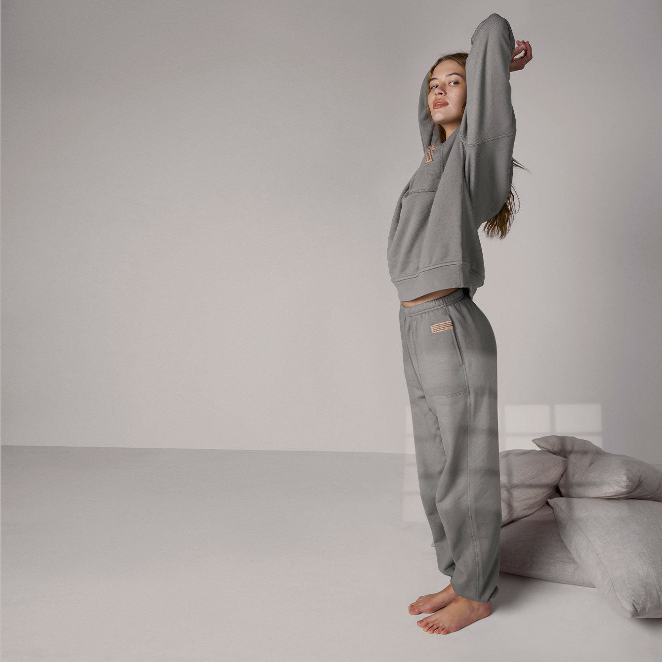 Silksweats™ Reversible Pocket Sweatshirt – Lunya