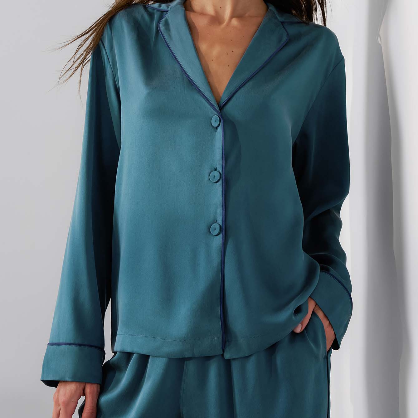 Lunya Pajamas Washable Silk Piped Long Sleeve Pant Set - #Piquant Teal/Lazing Navy