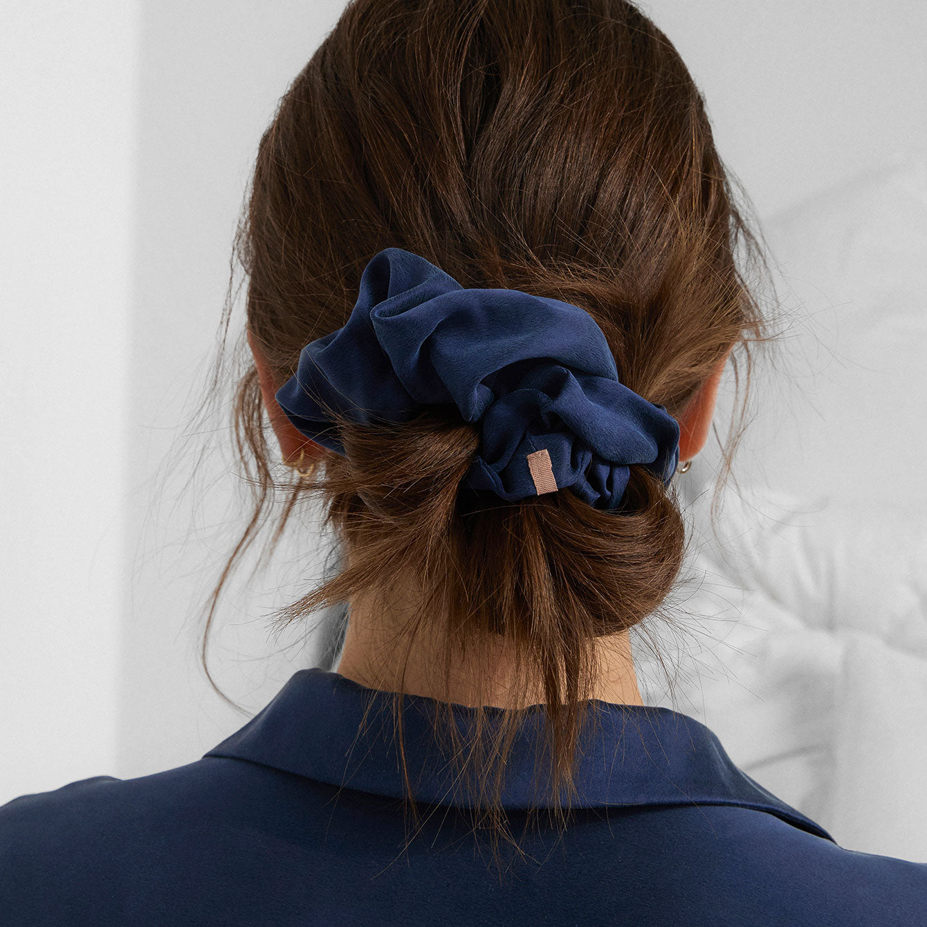 Lunya Washable Silk Classic Scrunchie - #Deep Blue