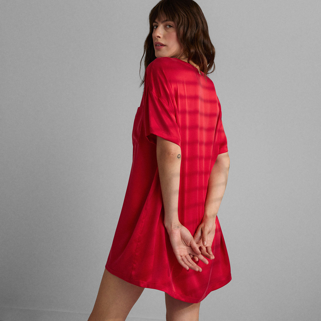 Lunya Washable Silk Oversized Sleep Tee - #Carmine Red