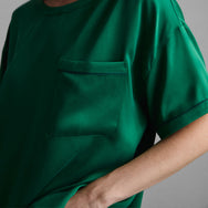 Waschbares T-Shirt-Short-Set mit Seidenpaspelierung