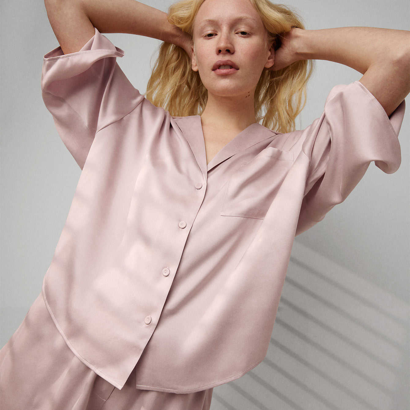 Lunya Pajamas Washable Silk Relaxed Button Up Short Set - #Delicate Pink