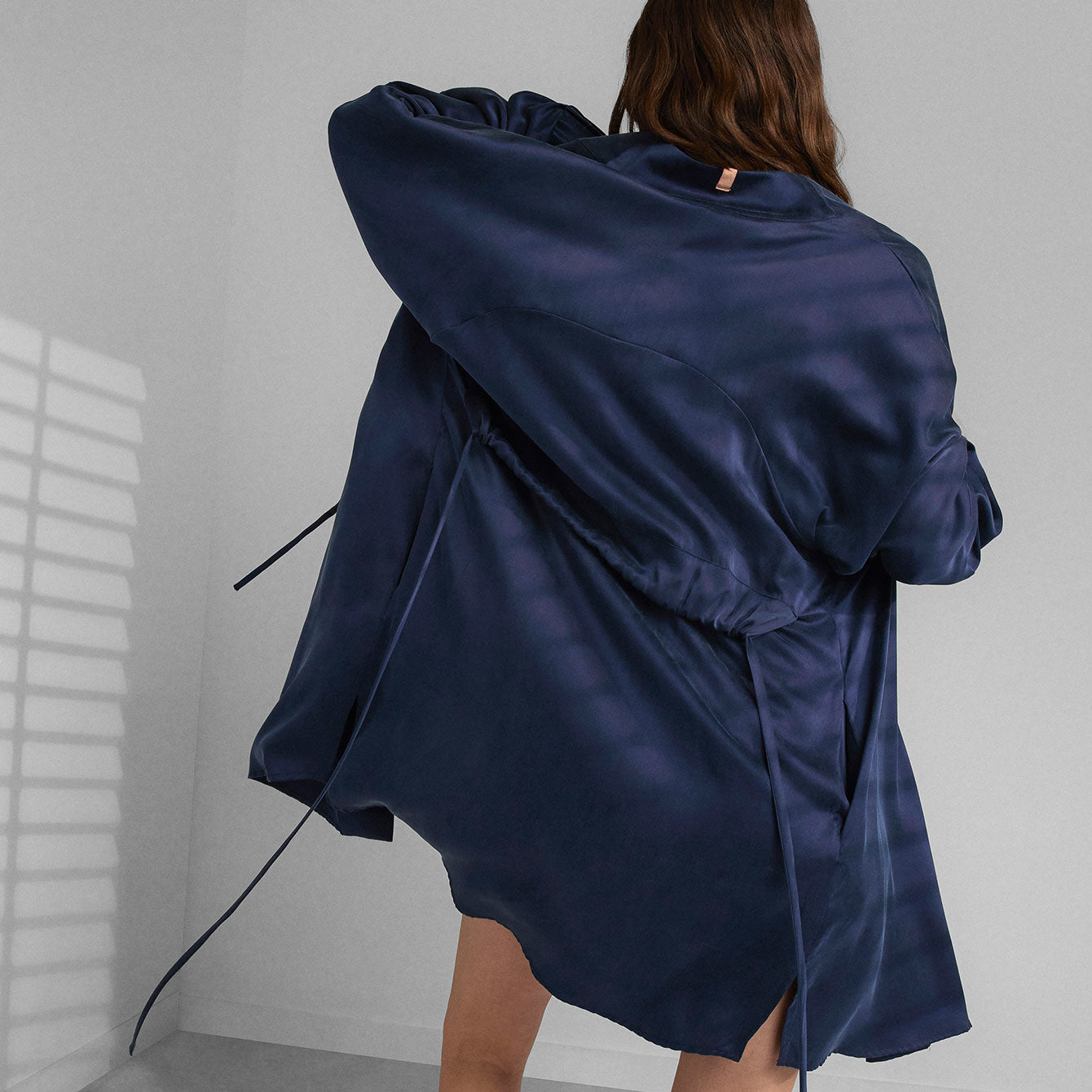 Lunya Sleepwear Washable Silk Robe - #Deep Blue