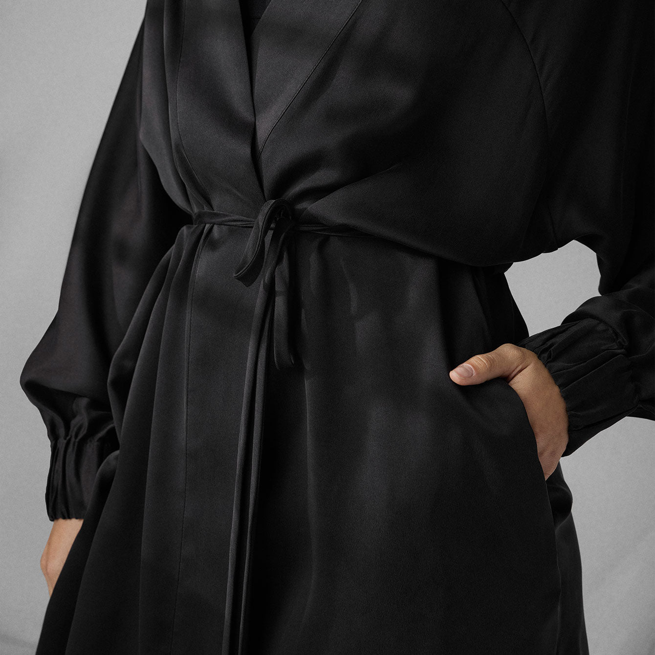 Lunya Sleepwear Washable Silk Robe - #Immersed Black