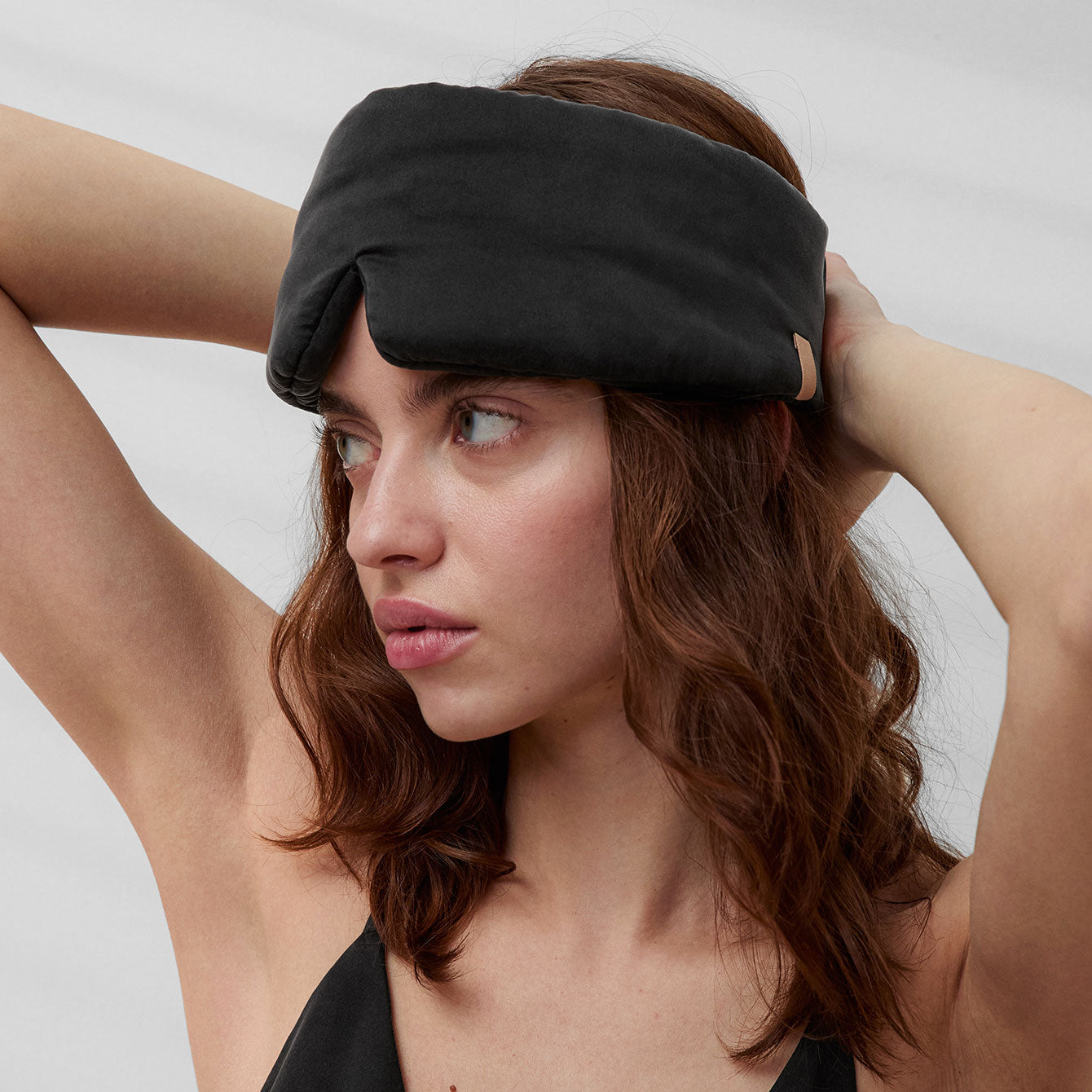 Lunya Thermoregulating Washable Silk Sleep Mask - Immersed Black