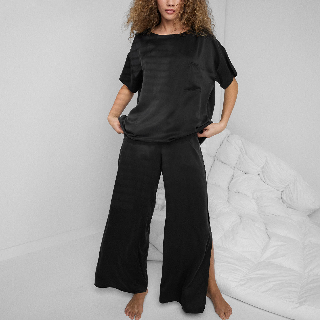 Lunya Washable Silk Tee Pant Set - #Immersed Black