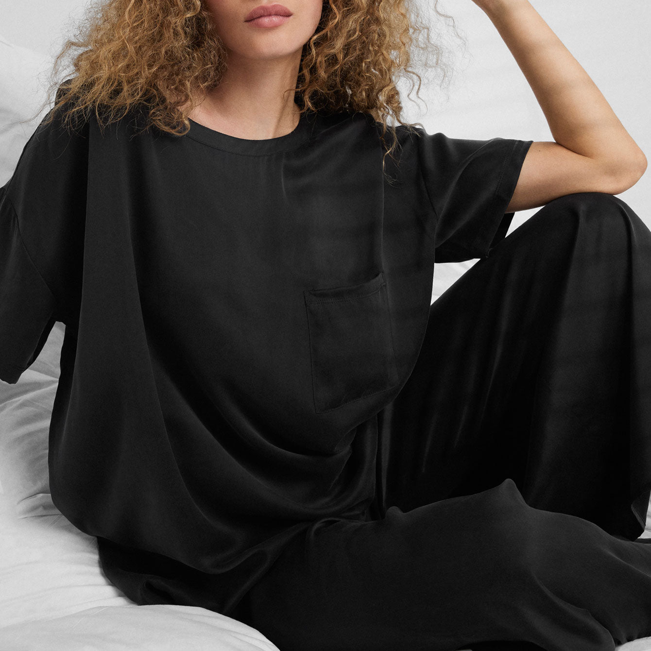 Lunya Washable Silk Tee Pant Set - #Immersed Black