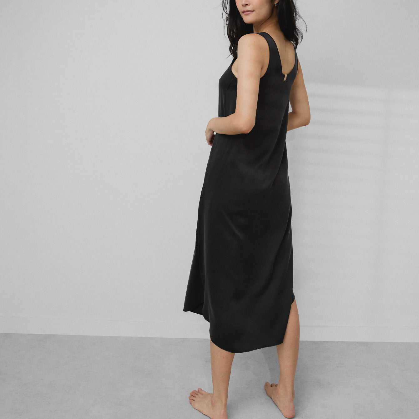 Lunya Pajamas Washable Silk Tulip Dress - #Immersed Black