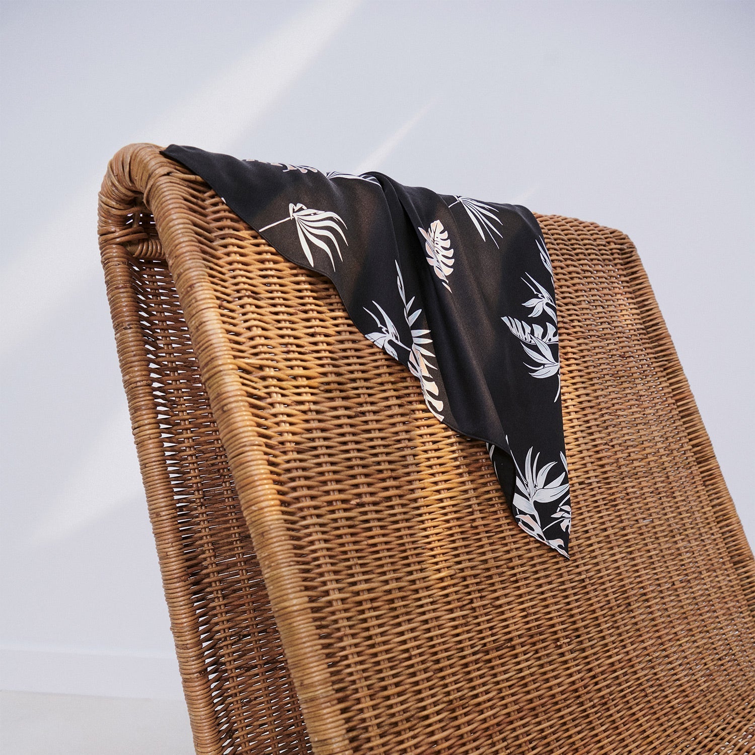 Lunya Washable Silk Scarf - #Immersed Black Palm