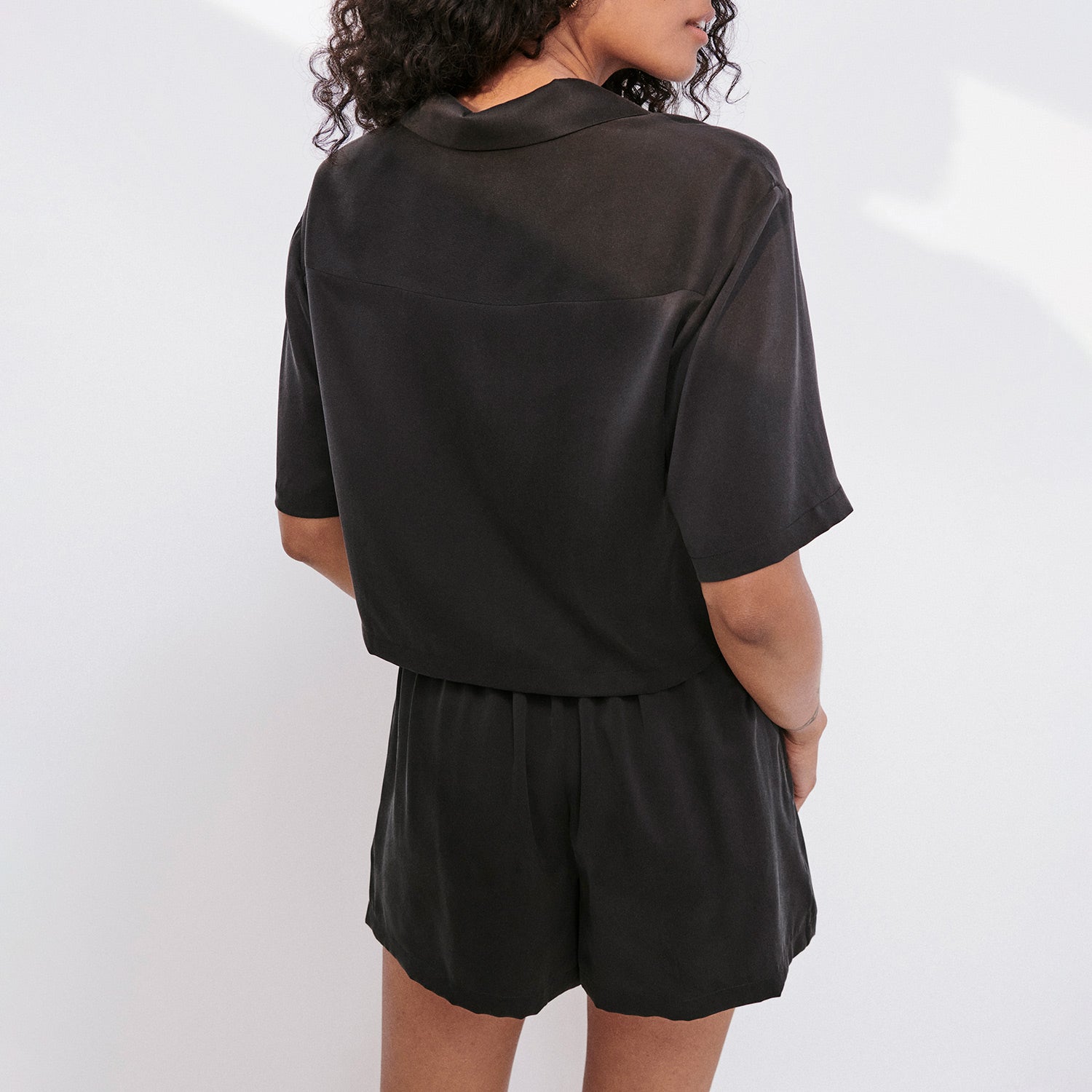 Lunya Washable Silk Button Up Short Set - #Immersed Black