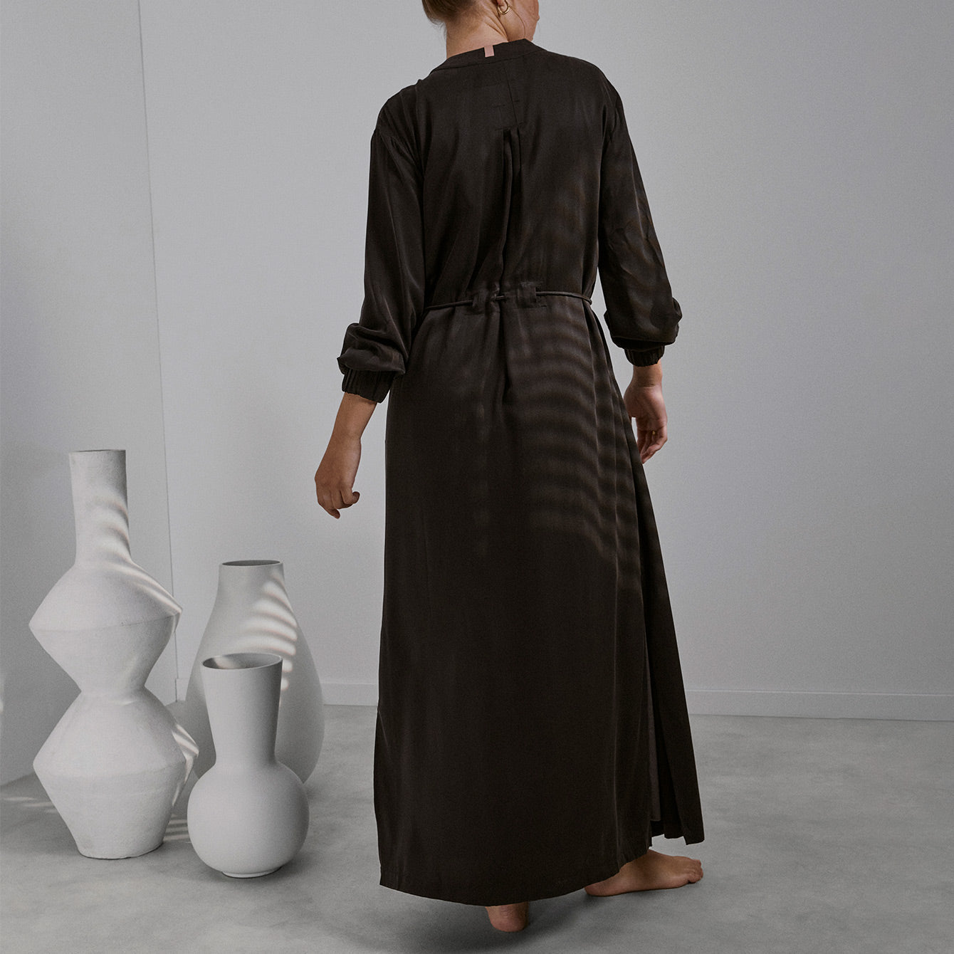 Lunya Washable Silk Long Robe - #Immersed Black