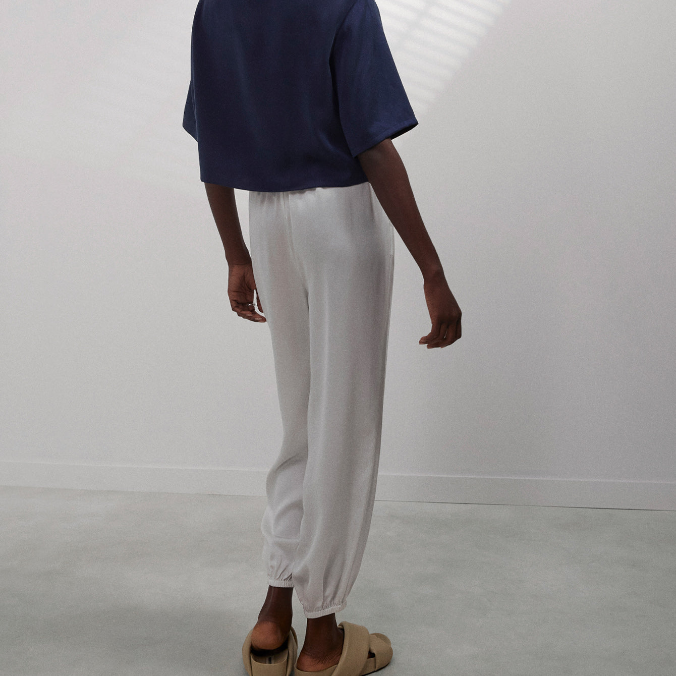 Lunya Washable Silk Jogger Pant - #Tranquil White